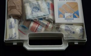 kit de primeros auxilios